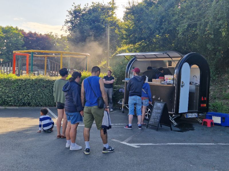 camping avec service restauration dans les cotes d armor