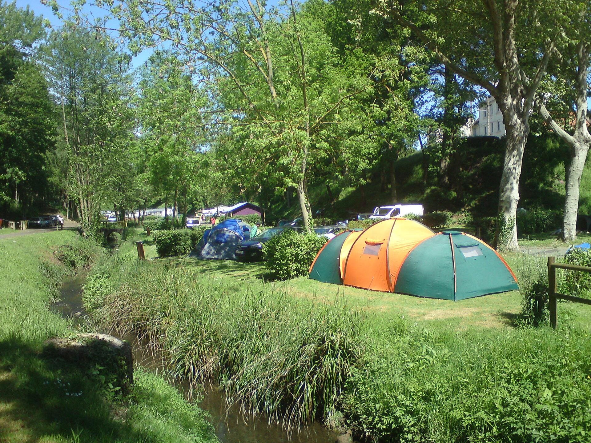 emplacement tente camping a saint brieuc
