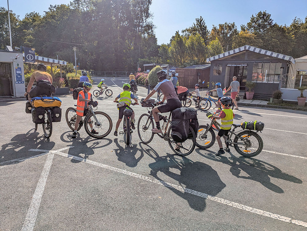 camping accueil velo bretagne