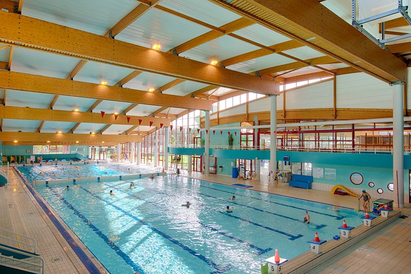 bassin piscine couverte