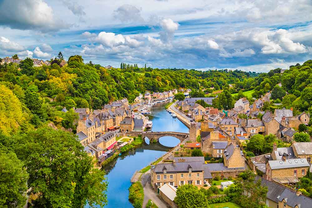dinan bretagne
